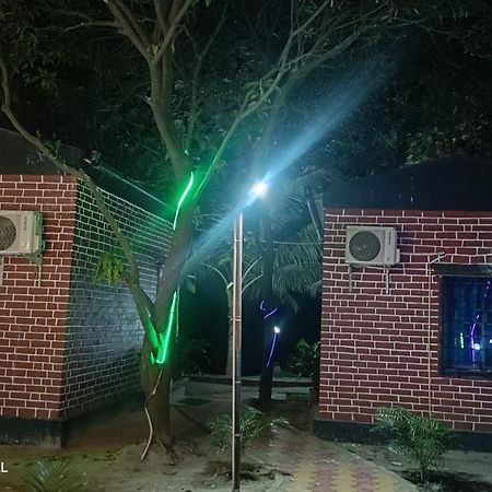 Modhubon Agro Tourism Hotel Bolpur Eksteriør billede