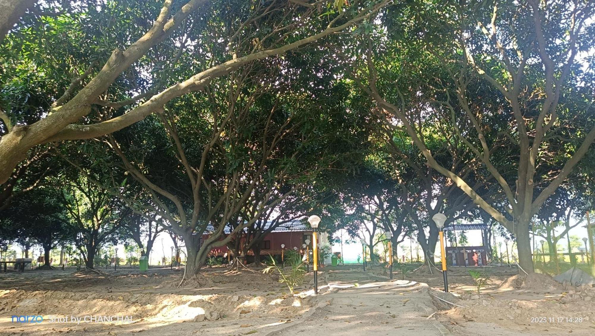 Modhubon Agro Tourism Hotel Bolpur Eksteriør billede